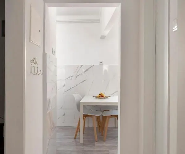 Grandmas House * Nazaré