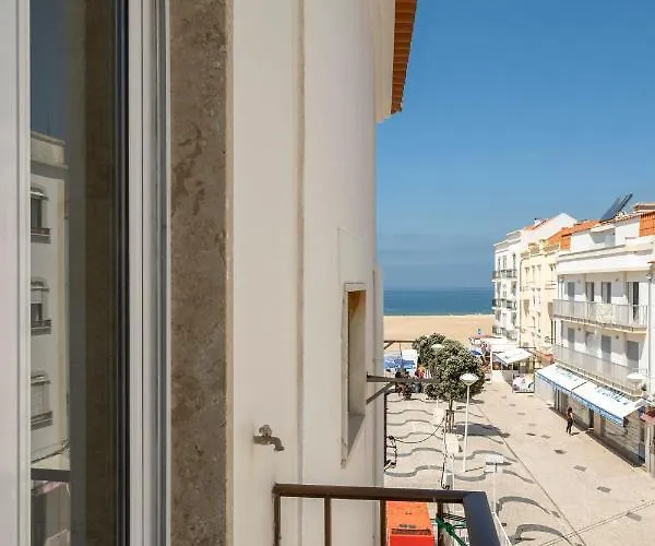 Grandmas House Apartament Nazaré